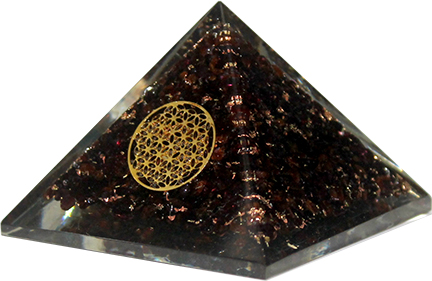 Orgonite Piramide Granaat - Flower of Life - (60 mm)