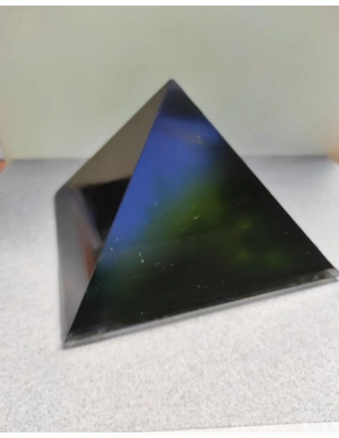 Orgonite Piramide Shungit (195 mm)